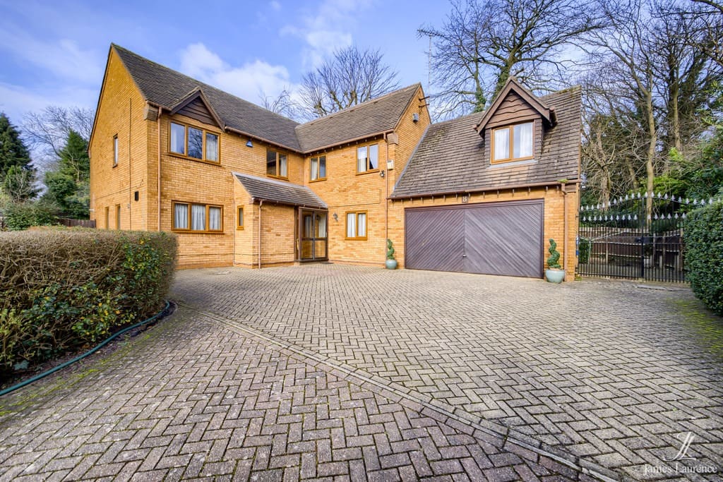 Family House in Birmingham